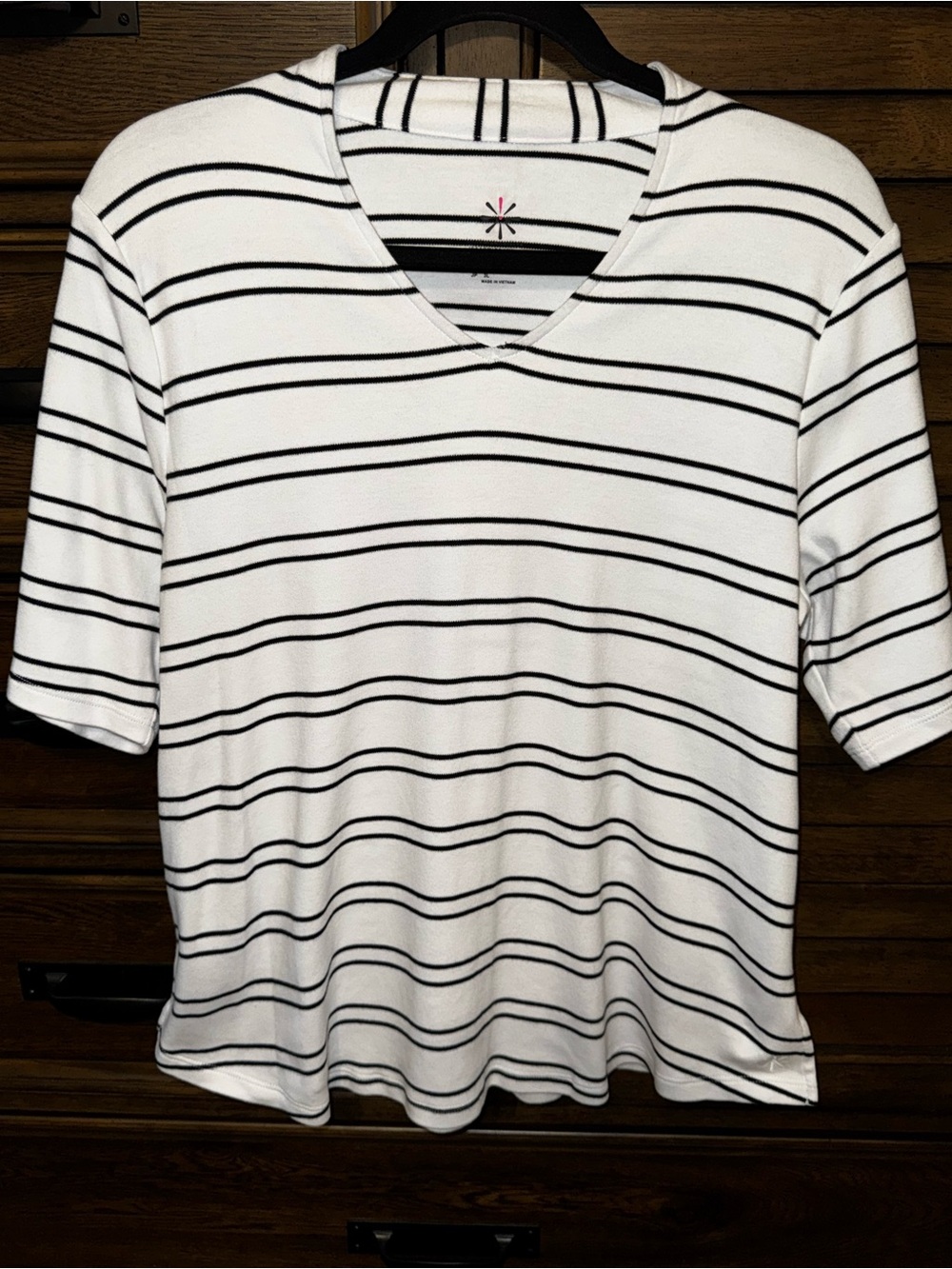 Isaac Mizrahi Black and White Striped V-Neck Short Sleeve Tee